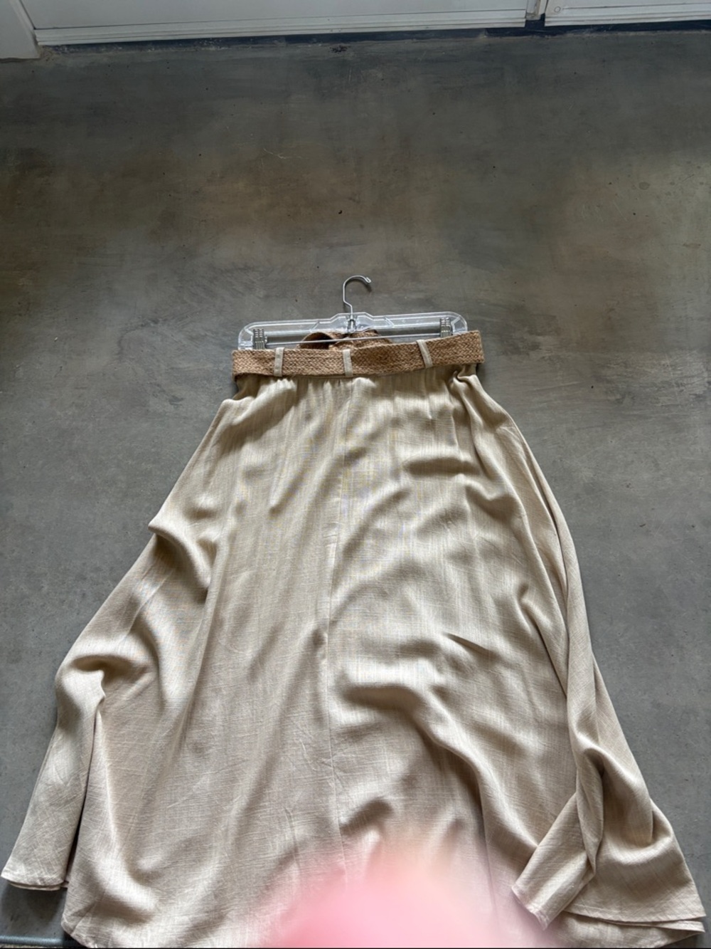 Philosophy Beige Button-Front Midi Skirt with Belt - Picture 4 of 5